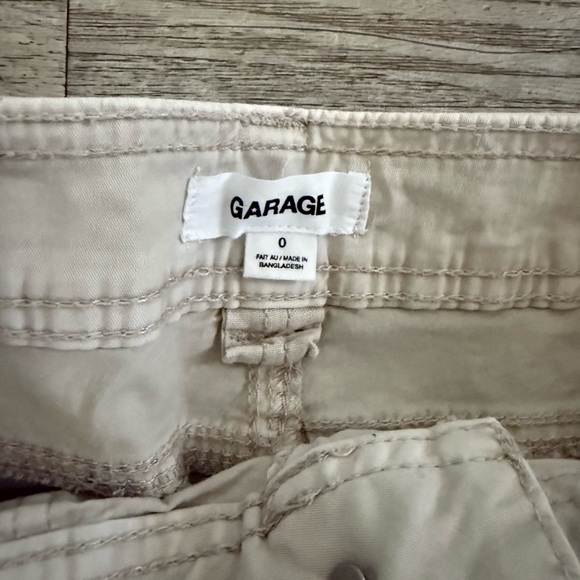 Garage Low Rise Baggy Cargo Pants - Picture 2 of 3